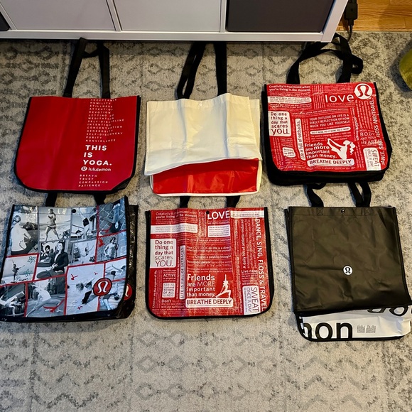 Set of 6 Lululemon reusable Tote Bags - Picture 2 of 2